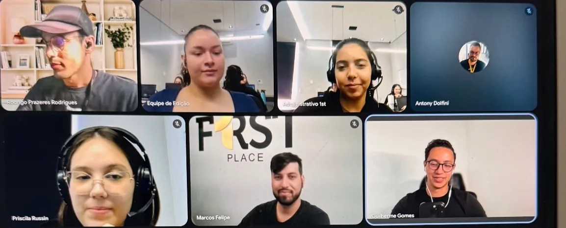 Reunião de acompanhamento entre a equipe da First Place e a Clivy.